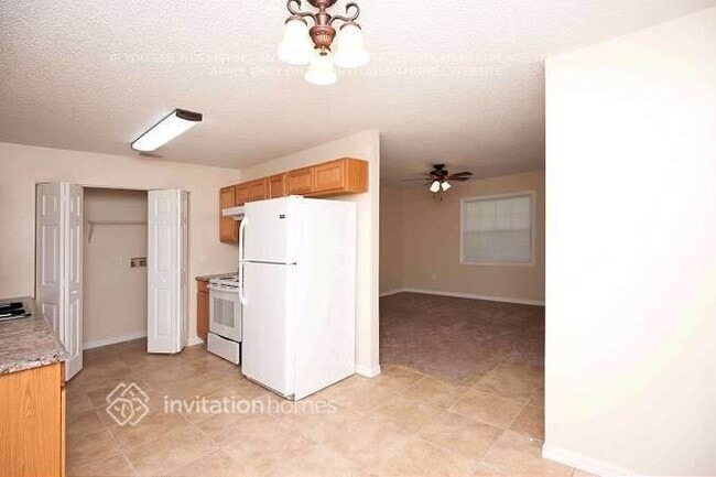 Photo - 1240 W 3rd St