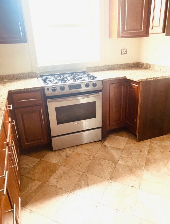 Photo - 9632 S Charles St Casa