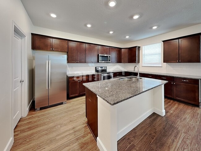 Photo - 2325 S Wild Horse Way