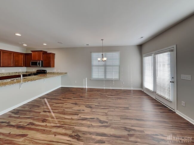 Photo - 15 Attucks Ct