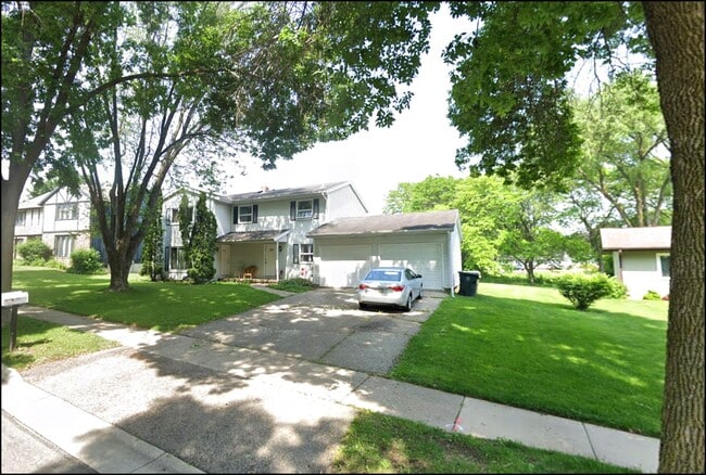 Front of House - 2021 Frisch Rd