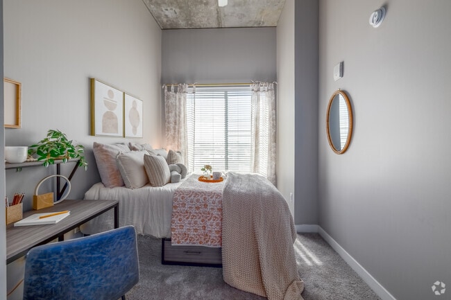4BR, 4BA - 1,334SF - Fourth Bedroom