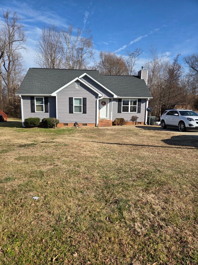 Front facing Nealtown Road - 1214 Nealtown Rd Unit Acct. # 49022032