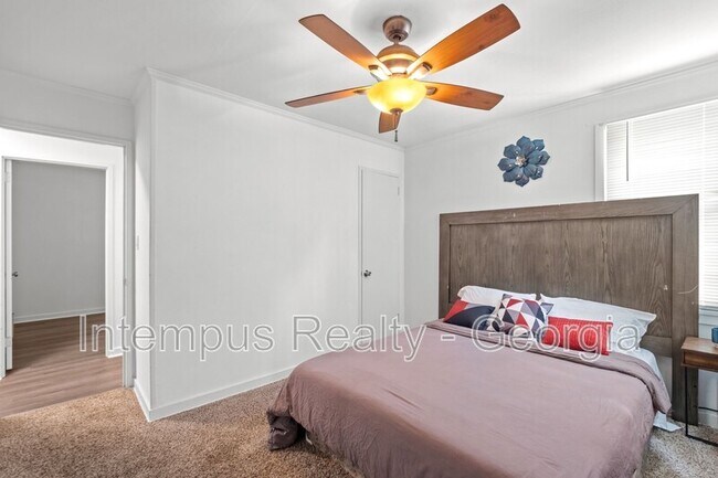Photo - 1738 Duke Rd
