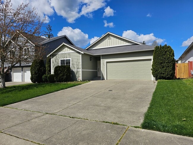 Building Photo - Beautiful, updated home in prime location!