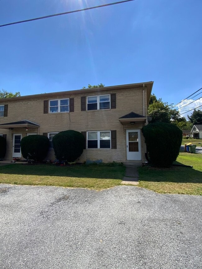 Building Photo - 1 Arwin Dr Unit 1 ARWIN DR- A Rental