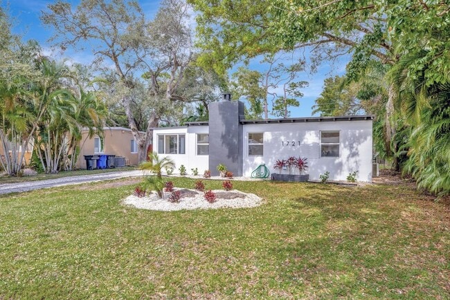 Building Photo - 1721 SW 13th St Rental