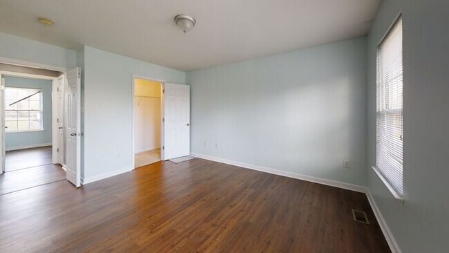 3 Bedrooms 3 Bathroom Townhome