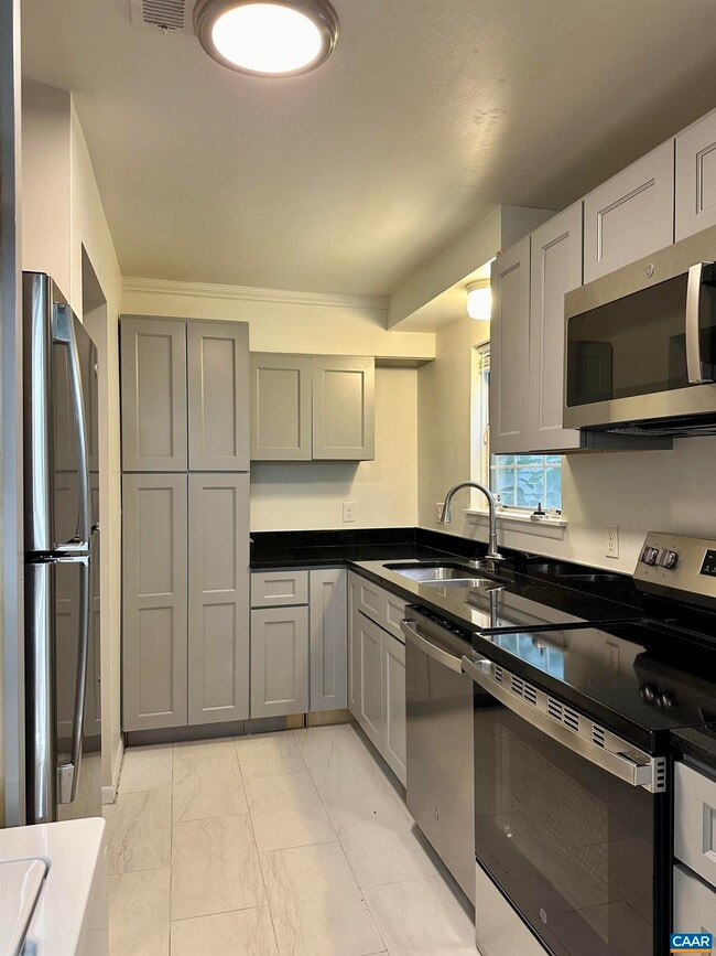 Photo - 104 Longwood Dr