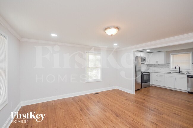 Photo - 4687 Clemmons Dr