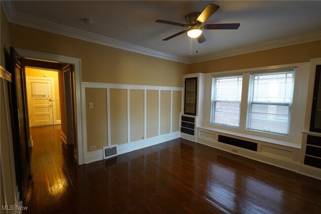 Photo - 1365 Phelps Ave Unit 4