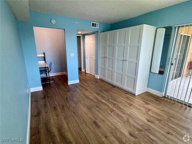 Building Photo - 1840 Florida Club Cir Unit 5204 Rental