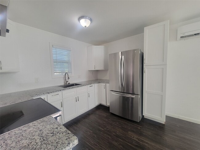 Photo - 6302 Jackson Dr