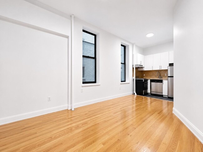 Photo - 29 W 12th St Unit 1B