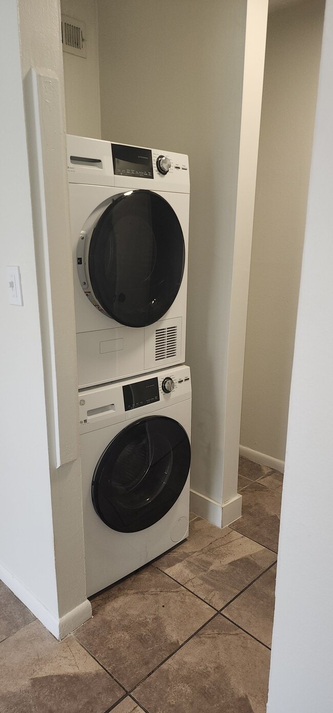 Photo - 206 Caroline St Unit 603