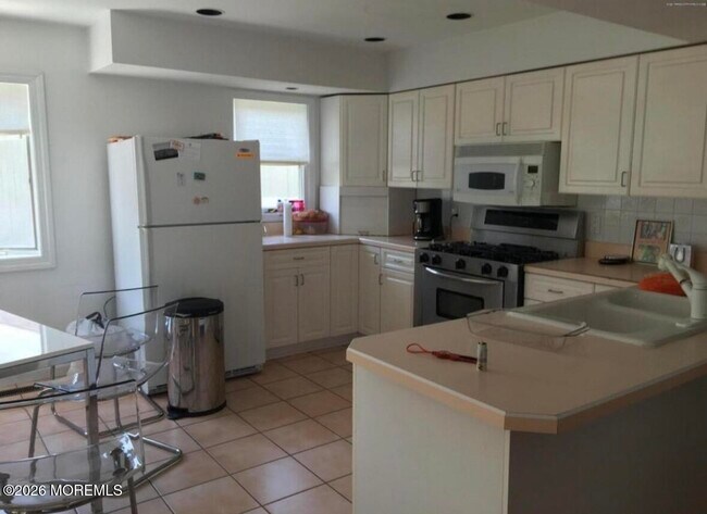 Photo - 229 Overbrook Ave
