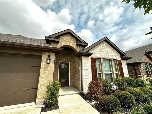 Photo - 3140 Overlook Dr