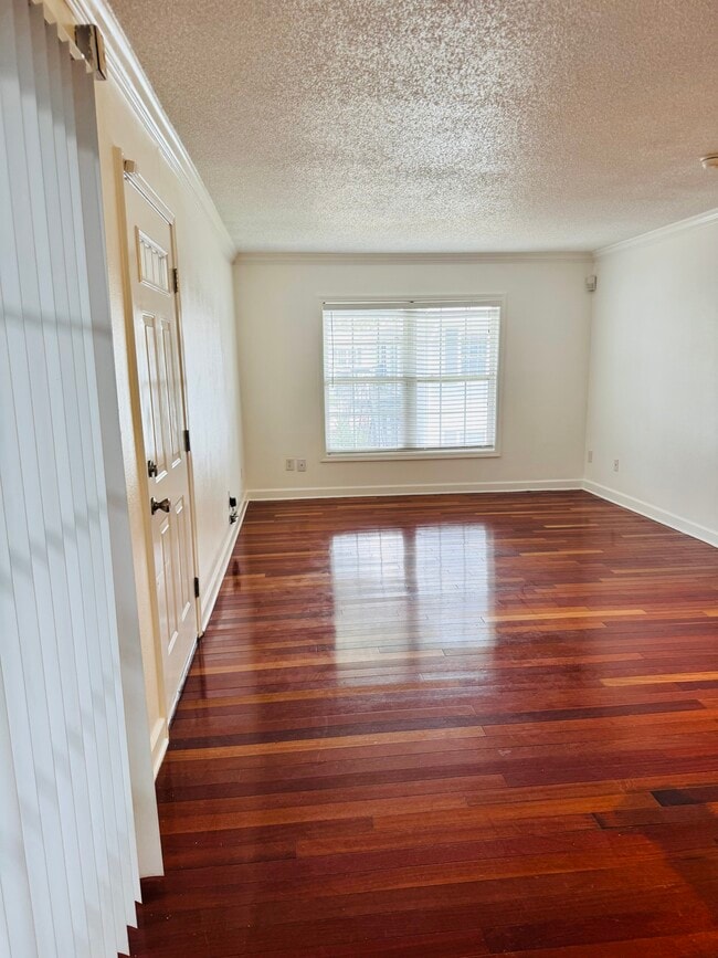 4876 Conway Rd Unit 94