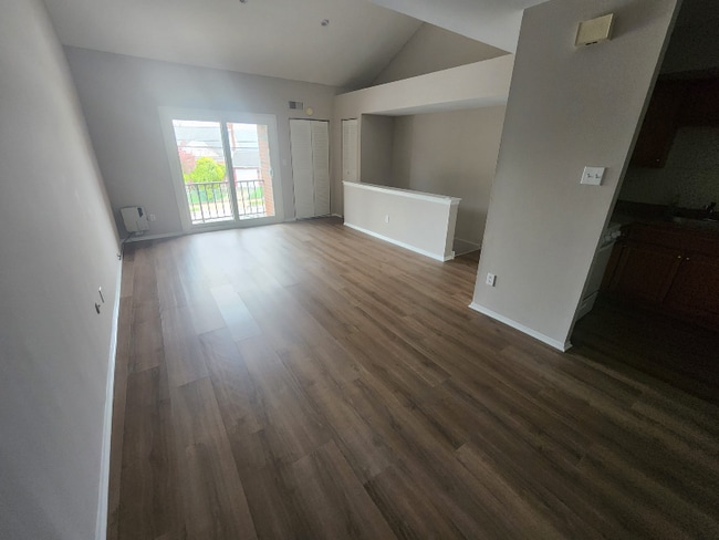 Photo - 7758 Rockwell Ave Apartamento Unidad 2nd Floor