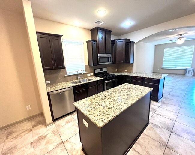 Photo - "Desirable 3-Bedroom Home with Guest Suite in Pelican Lakes - A Must-See Rental Property!"