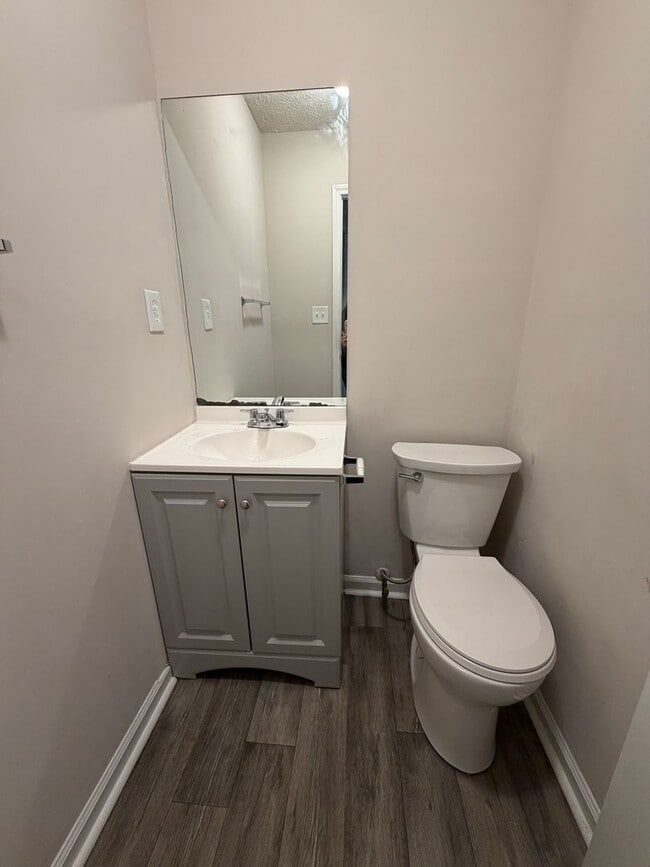 Photo - Spacious 3 Bedroom 2.5 Bath Townhome in Downtown Powder Springs
