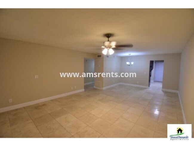 Photo - 550 Hattaway Dr