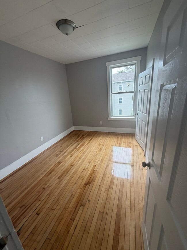 Photo - 78 Waverly St Unit 3R