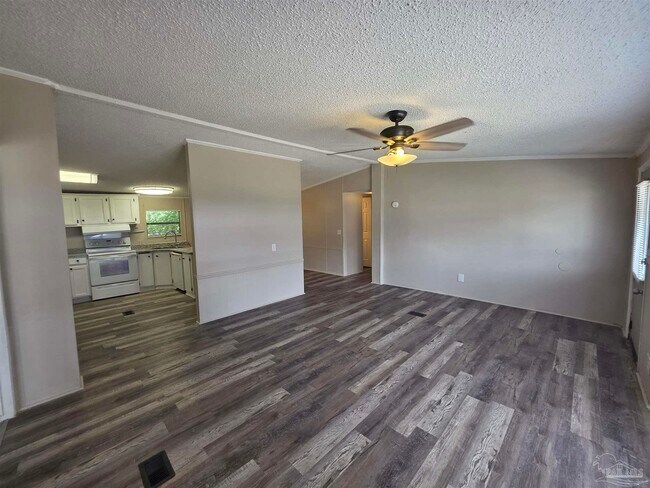 Photo - 2821 Hillcrest Ave