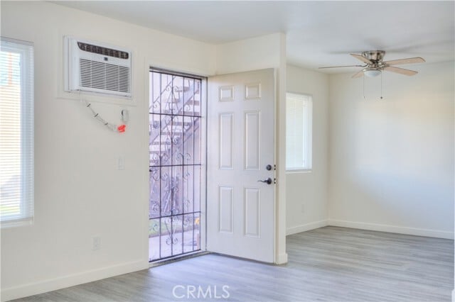 Photo - 2547 Hayes Dr