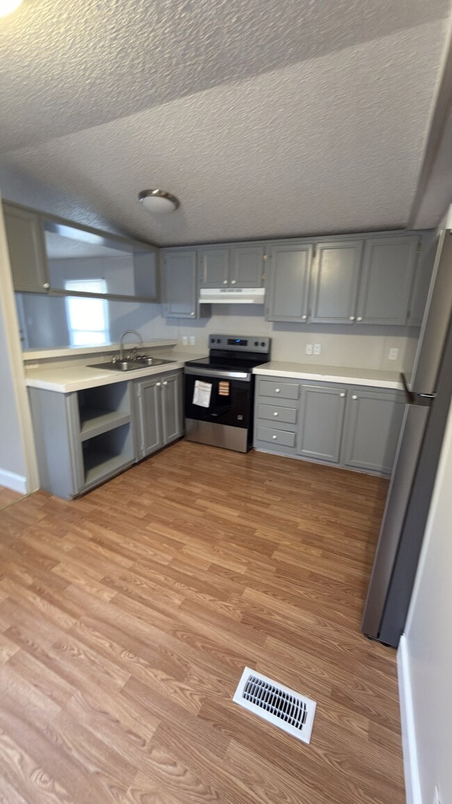 Photo - 3427 21 E M.L.K. Jr Dr