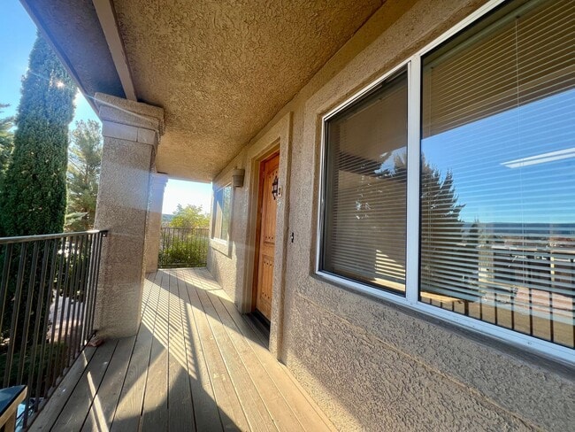 Photo - Unfurnished, 1-year long-term rental