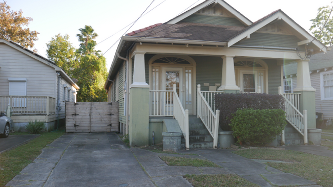 Building Photo - 2548 Myrtle St Rental