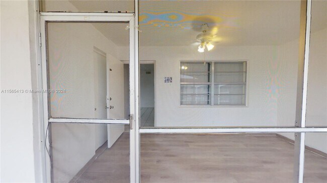 Photo - 580 Egret Dr Unit 302