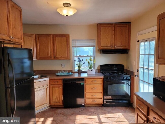 Photo - 1015 Veirs Mill Rd