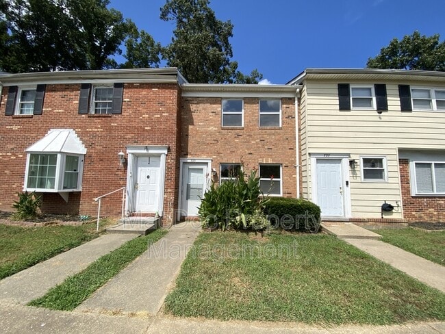 Building Photo - 729 Bellows Ave Rental
