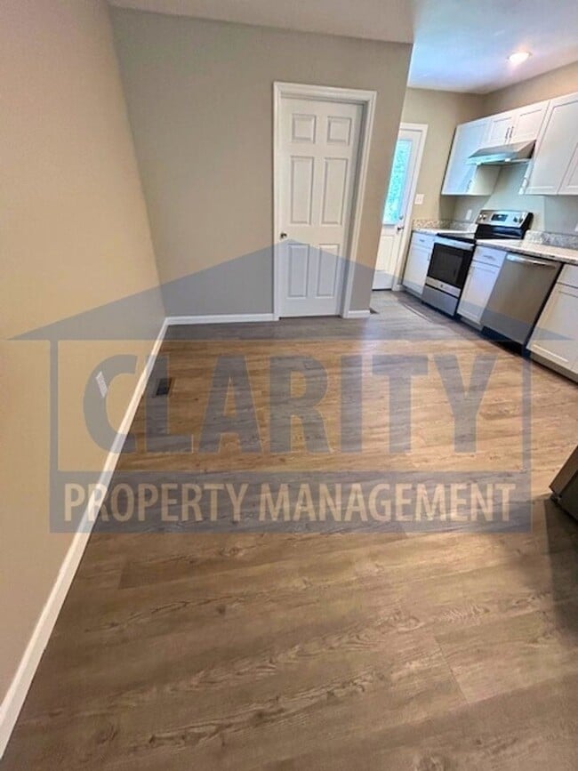 Photo - 615 Beech Cir NW Unidad Apt. 3