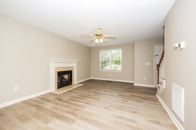Photo - 607 Doral Pointe