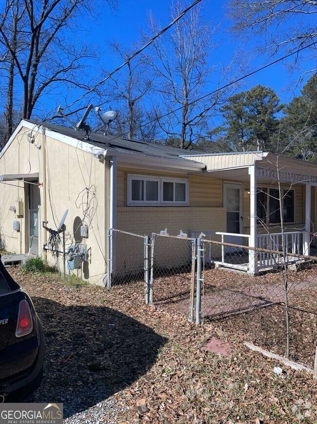 Building Photo - 6523 Voyles Dr Rental
