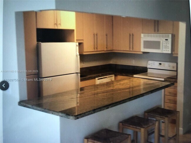 Photo - 150 SE 25th Rd Unit 4C