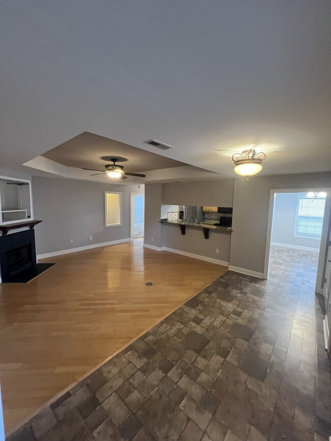 Photo - 1942 Tara Ct