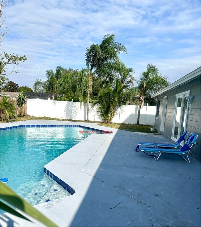 Photo - 8453 Mattituck Cir