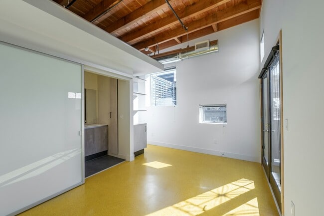 1932 Kearney Ave Unit 12