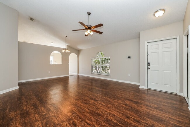 Photo - 11426 Ivy Flower Loop