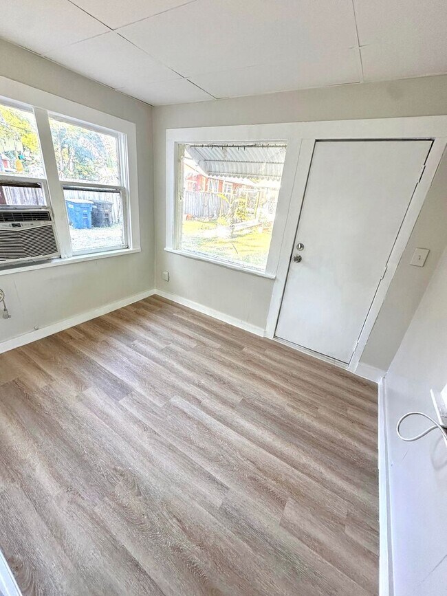 Photo - 404 Pennsylvania Ave Unit B