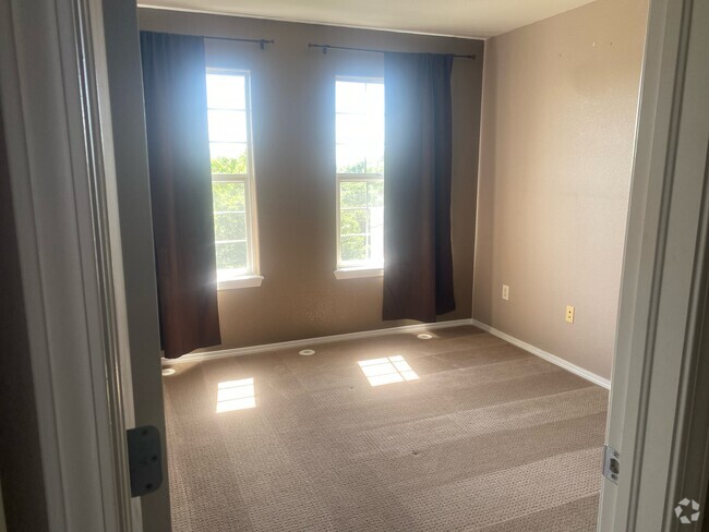 Building Photo - 12711 Colorado Blvd Unit 406D Rental