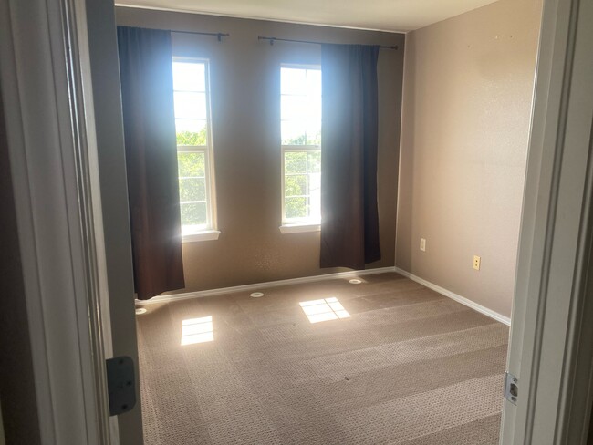 Building Photo - 12711 Colorado Blvd Unit 406D Rental