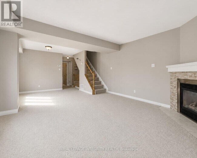Photo - 1660 Locksley Ln