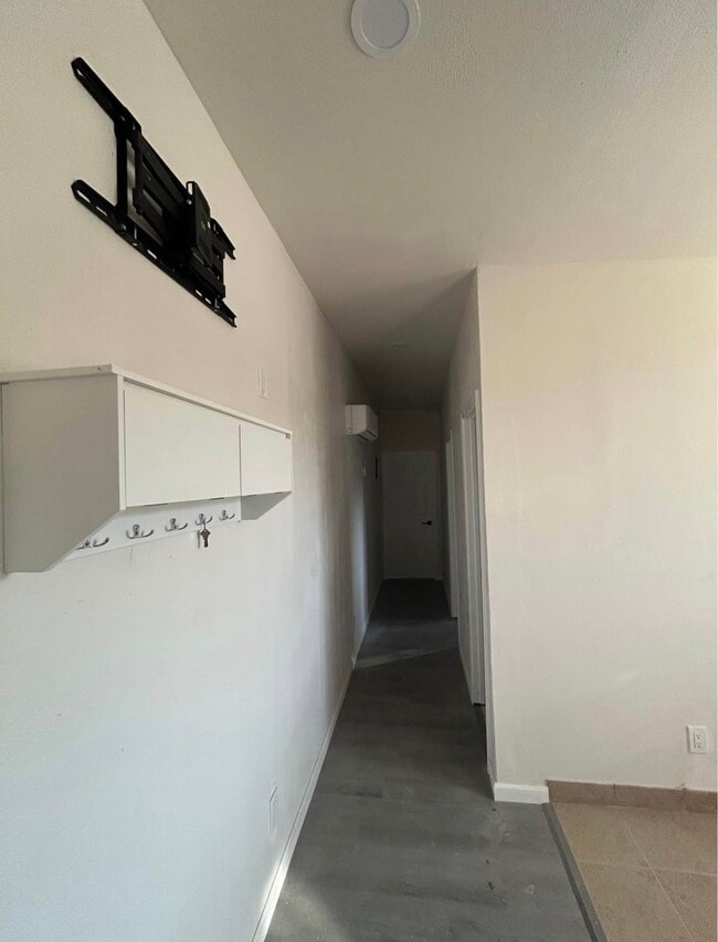 Photo - 150 Merrill Dr