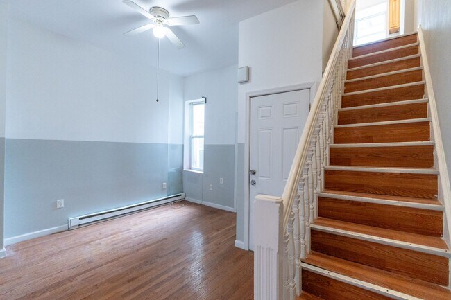 Photo - 2219 N 16th St Unit 2219 N 16th St 2nd Fl