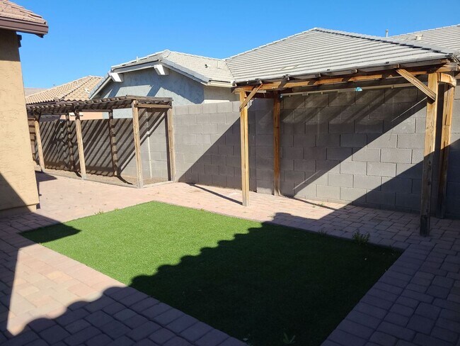 Photo - Exceptional Cooley Station Rental: 3-Bed, 2-Bath Home with Office/Den, Gourmet Kitchen, and Commu...